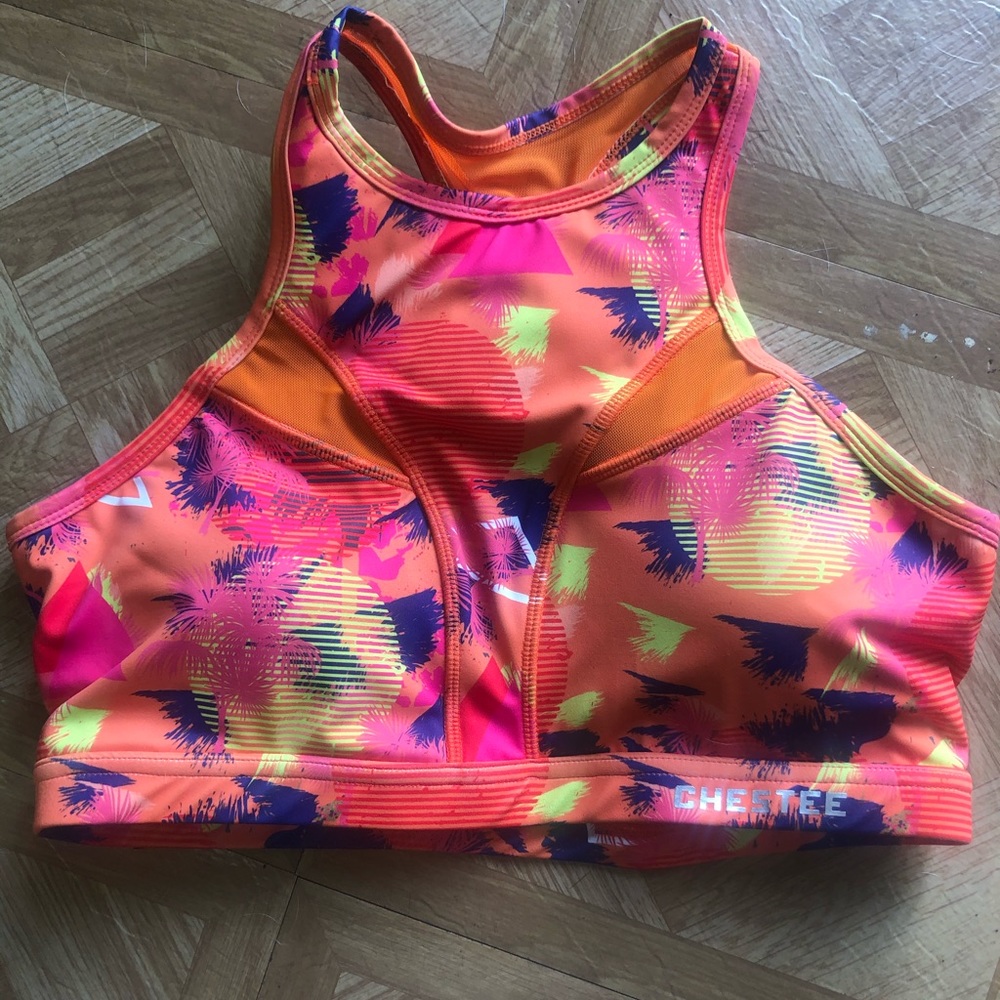 Chestee sports bra NWT